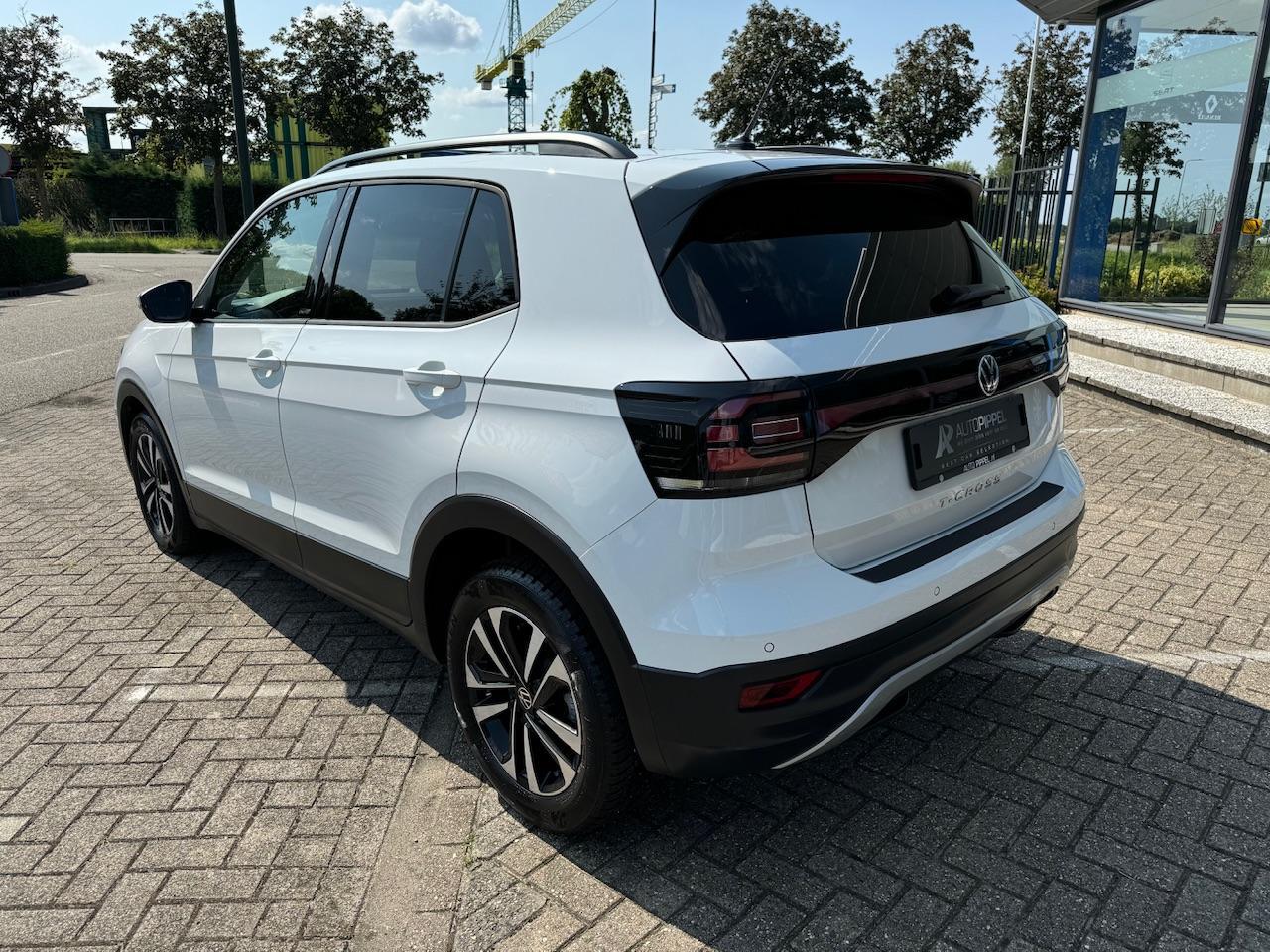 Volkswagen T-Cross 1.5 TSI Style | led | trekhaak | 150pk