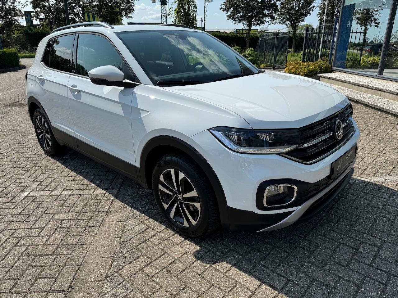 Volkswagen T-Cross 1.5 TSI Style | led | trekhaak | 150pk