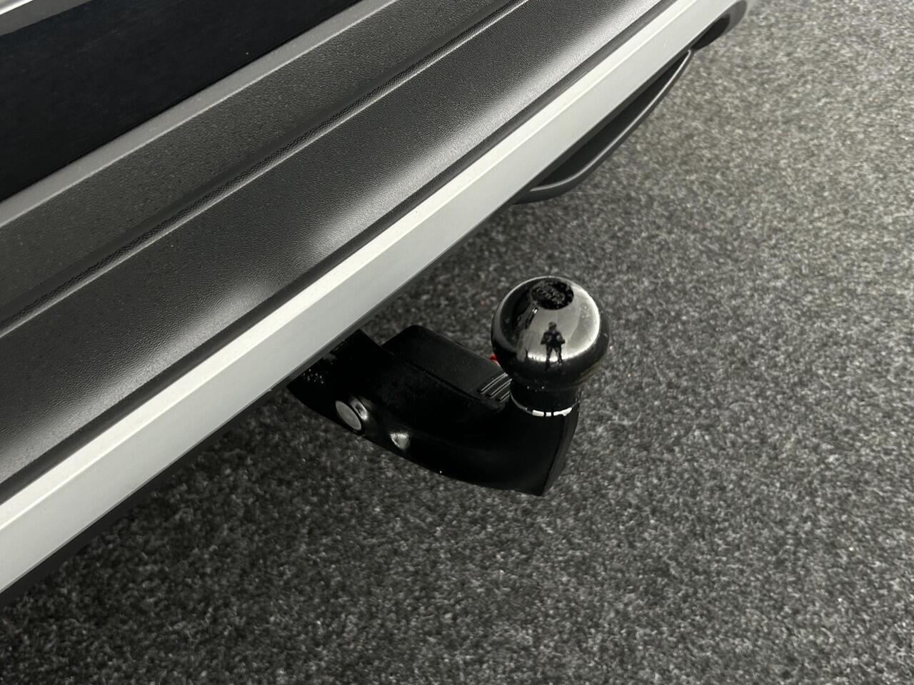 Volkswagen T-Cross 1.0 TSI 110pk DSG Style Trekhaak Stoelverwarming Led Virtual Cockpit Navigatie