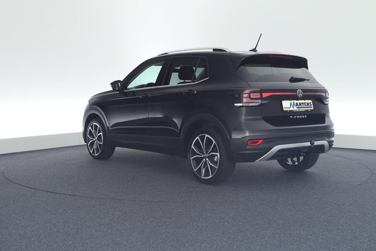 Volkswagen T-Cross 1.0 TSI 110pk DSG Style Trekhaak Stoelverwarming Led Virtual Cockpit Navigatie