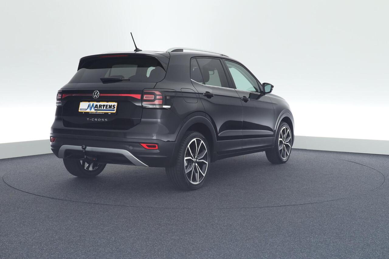 Volkswagen T-Cross 1.0 TSI 110pk DSG Style Trekhaak Stoelverwarming Led Virtual Cockpit Navigatie
