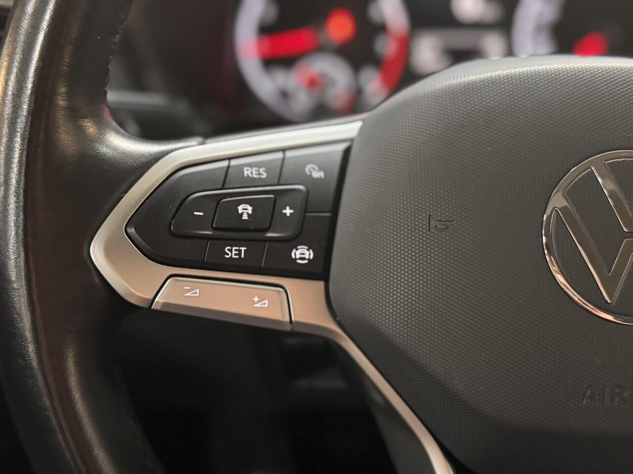 Volkswagen T-Cross 1.0 TSI Life Climat Navi Camera Ad Cruise Parkeersensoren 1e Eigenaar Dealeronderhouden