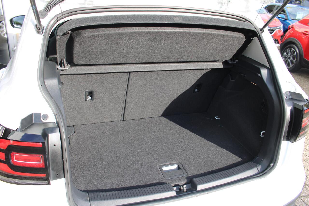 Volkswagen T-Cross 1.0 TSI Life | Android Auto / Apple Carplay