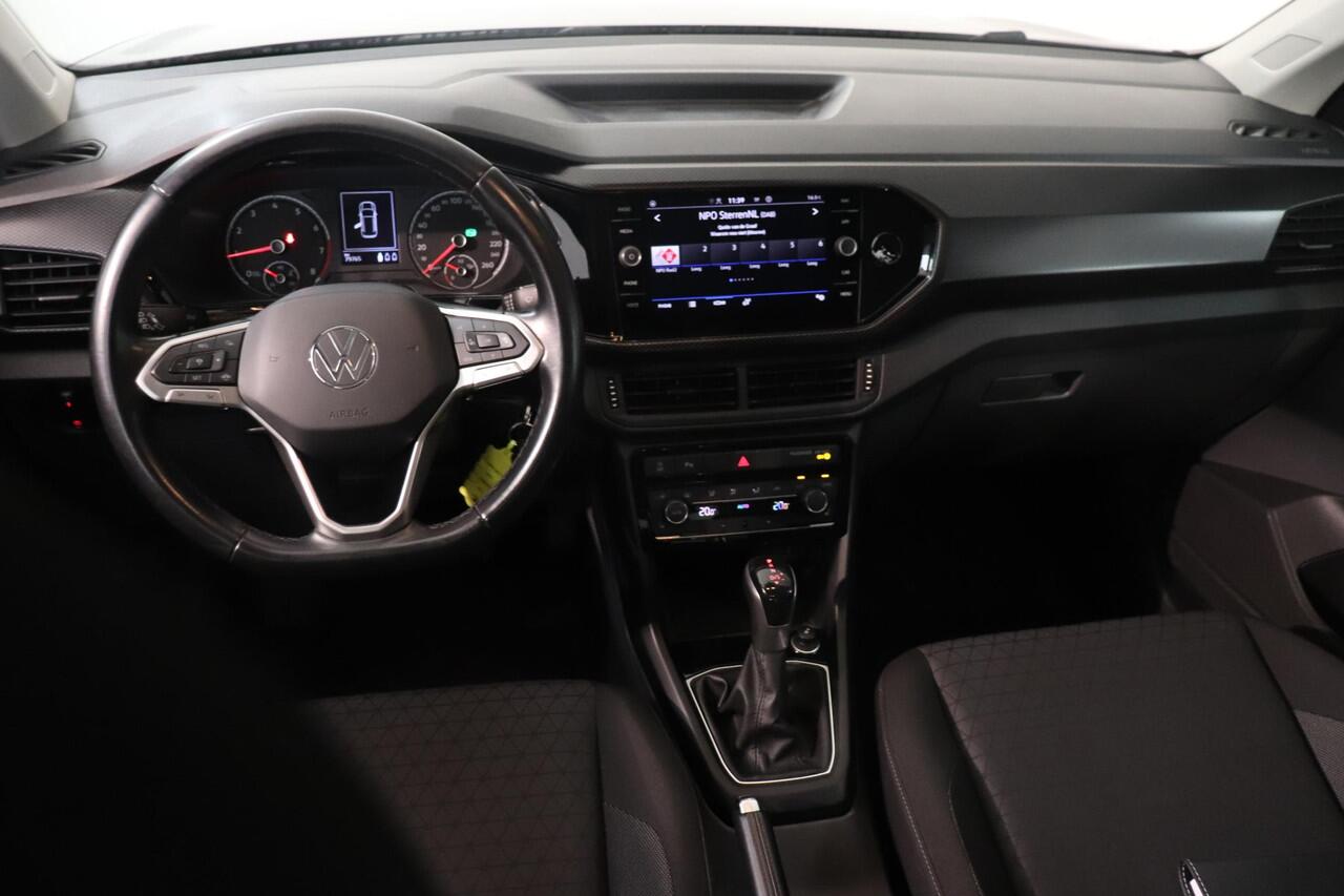 Volkswagen T-Cross 1.0 TSI Style | Camera | AppleCarplay AndroidAuto Navigatie | Stoelverwarming | DAB+ | LED koplampen | Adaptieve cruisecontrol |