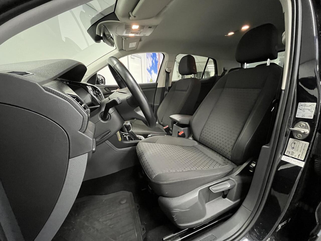 Volkswagen T-Cross 1.0 TSI Life | CAMERA | ACC | STOELVERWARMING |