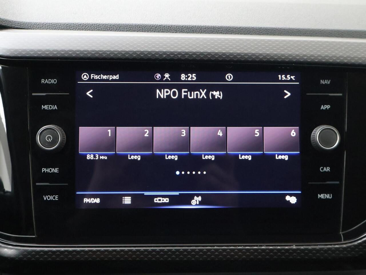 Volkswagen T-Cross 1.0 TSI Life | 110 PK | Automaat | Navigatiesysteem | Adaptive cruise control |