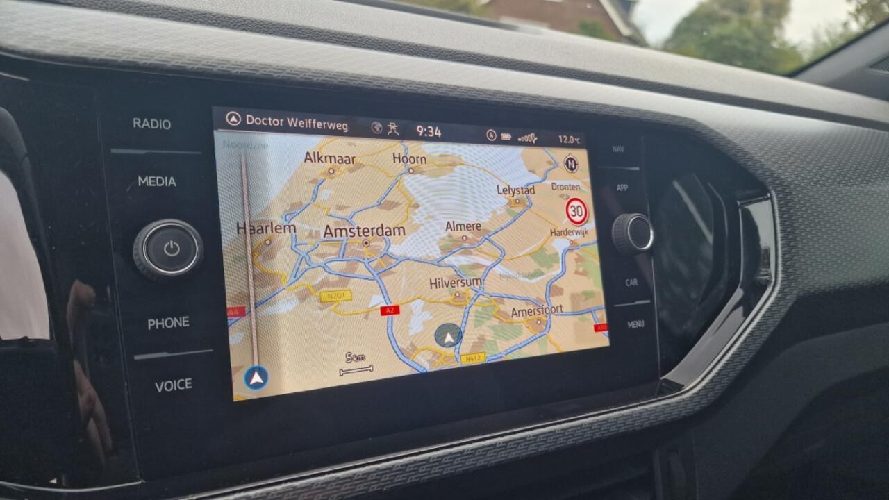 Volkswagen T-Cross 1.0 TSI 110pk 2x R-Line, DSG automaat, NL Auto, Adaptieve cruise