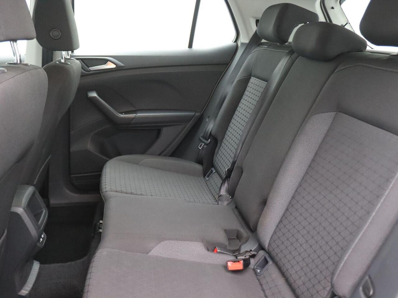 Volkswagen T-Cross 1.5 TSI Life 150PK DSG airco, apple carplay, parkeersensoren voor en achter, elektrisch inklapbare buitenspiegels, trekhaak, lichtmetalenvelgen