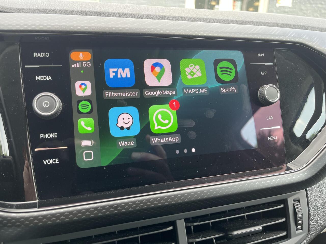 Volkswagen T-Cross 1.0 TSi DSG Life | CLIMA | CAMERA | STOELVERW. |