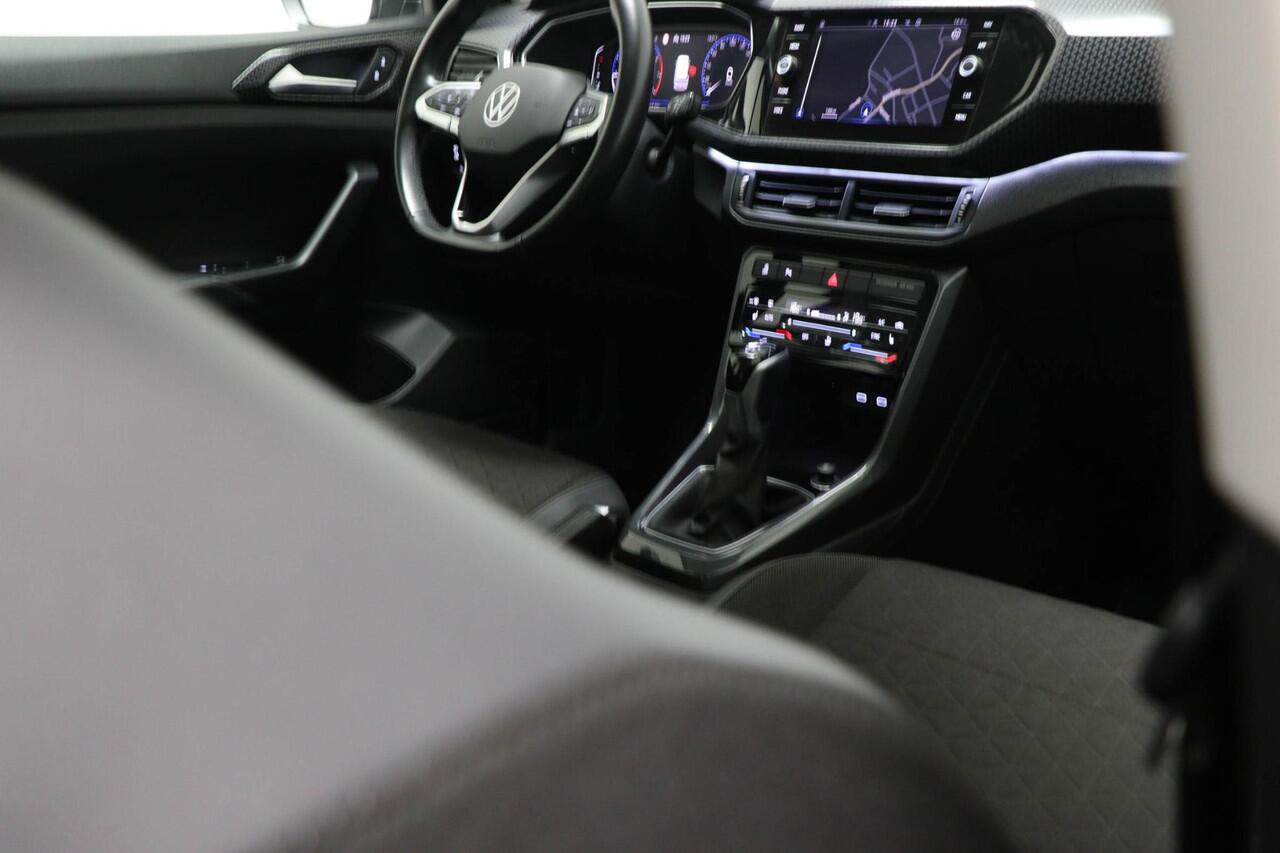 Volkswagen T-Cross 1.0 TSI Style | COMFORT PACK | STOELVERWARMING | NAVIGATIE | CAMERA
