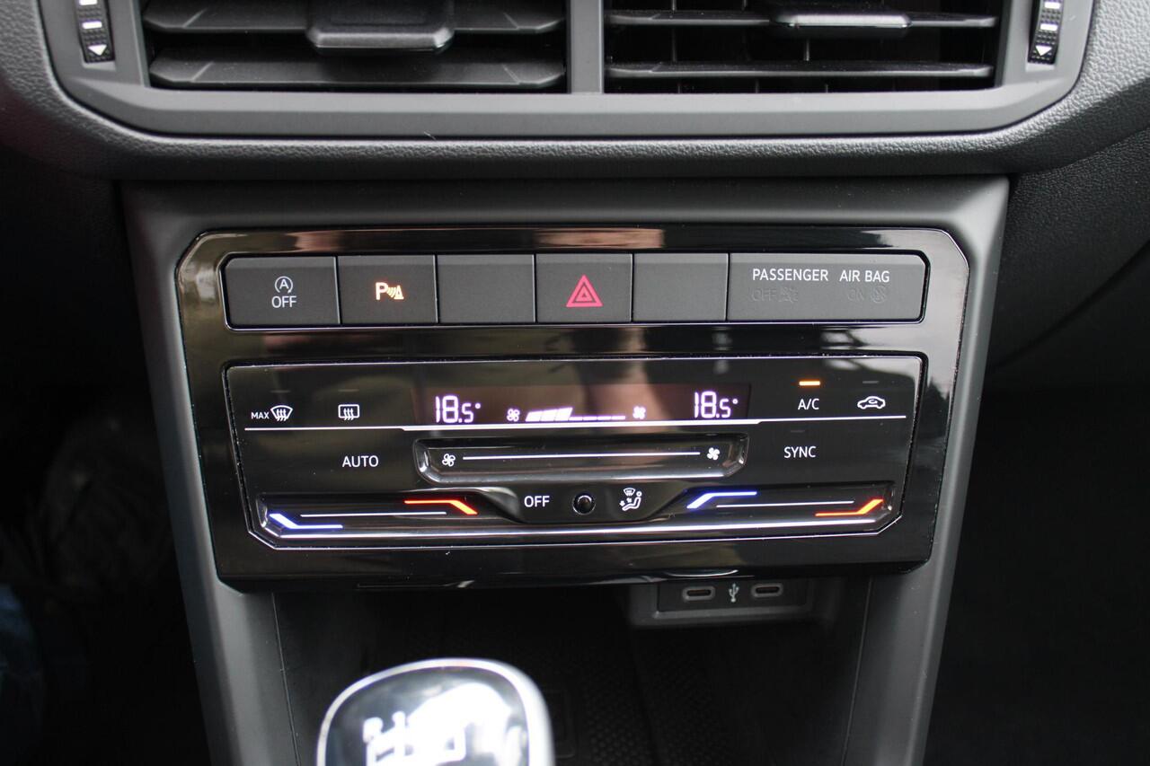 Volkswagen T-Cross 1.0 TSI Life Clima/Apple Andriod/Adaptive/NL Auto!!