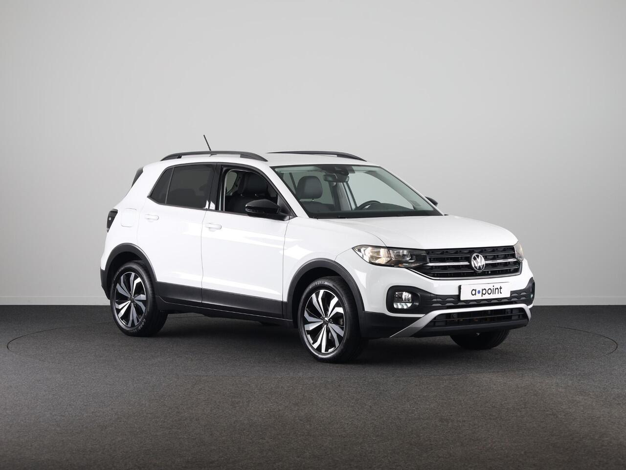 Volkswagen T-Cross 1.0 TSI Life 95 PK | Navigatie | Parkeersensoren voor en achter |