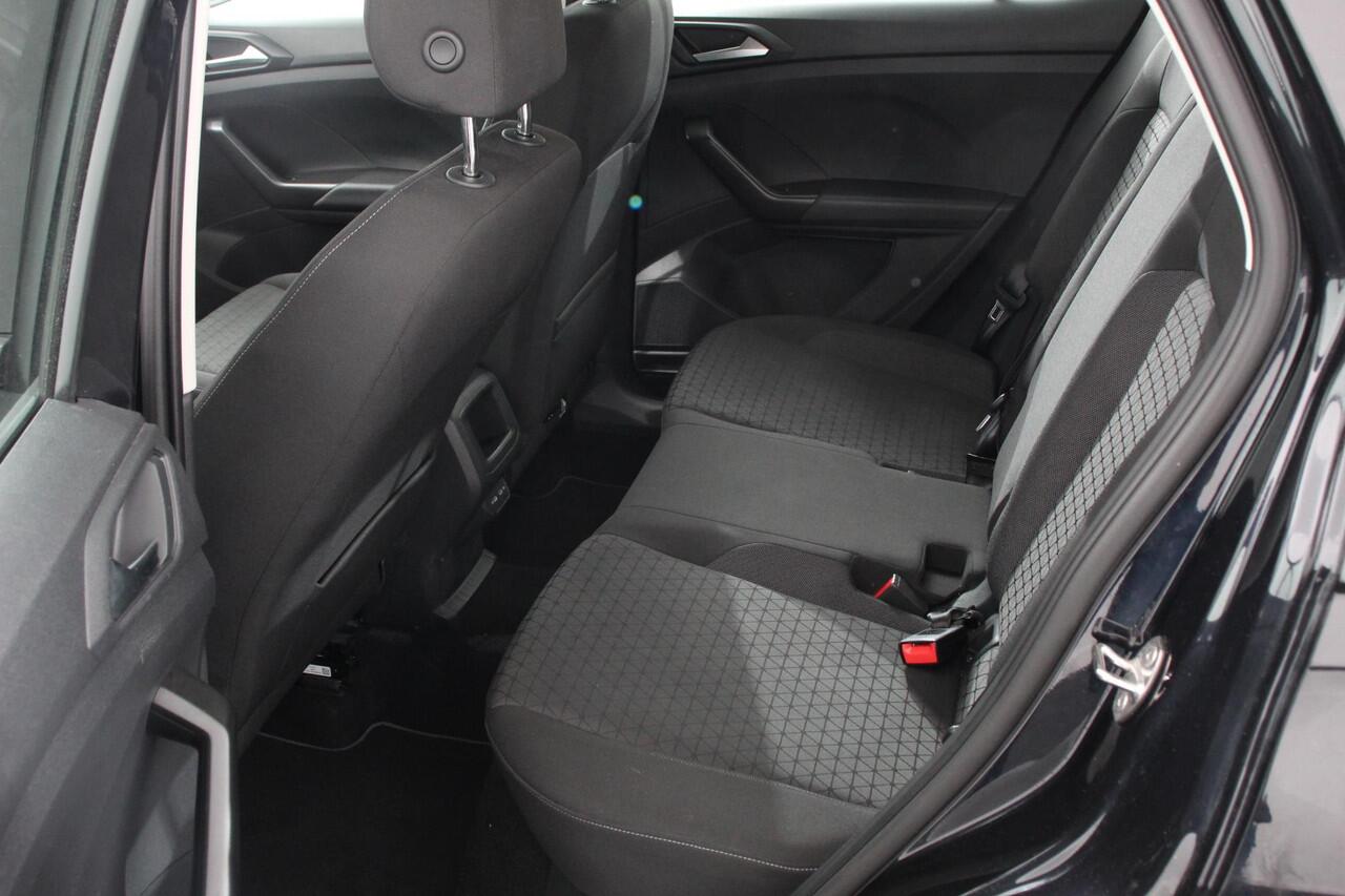 Volkswagen T-Cross 1.0 TSI 110pk DSG Life | Navigatie | Apple Carplay/Android Auto | Adaptive Cruise Control | Camera | Parkeersensoren | Stoelverwarming | Climatronic | Lane Assist