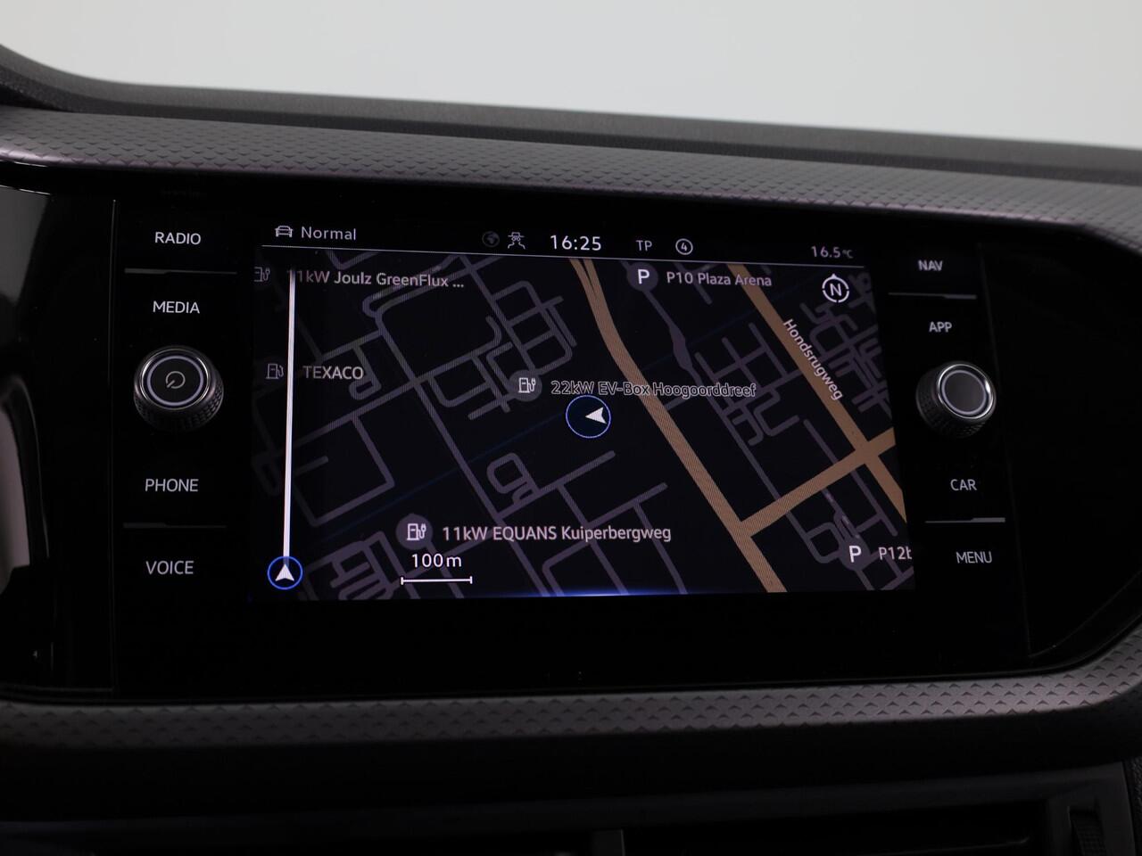 Volkswagen T-Cross 1.0 TSI R-Line 110Pk DSG | Navigatie | Parkeercamera | Digitaal dashboard |