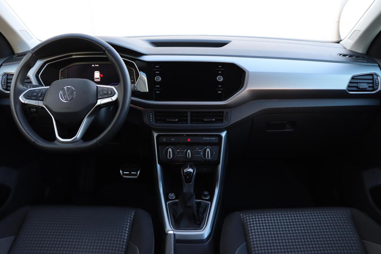 Volkswagen T-Cross 1.0 TSI Life Business 110pk DSG7 IQ. Drive | Dodehoeksensor | Carplay | Parkassist