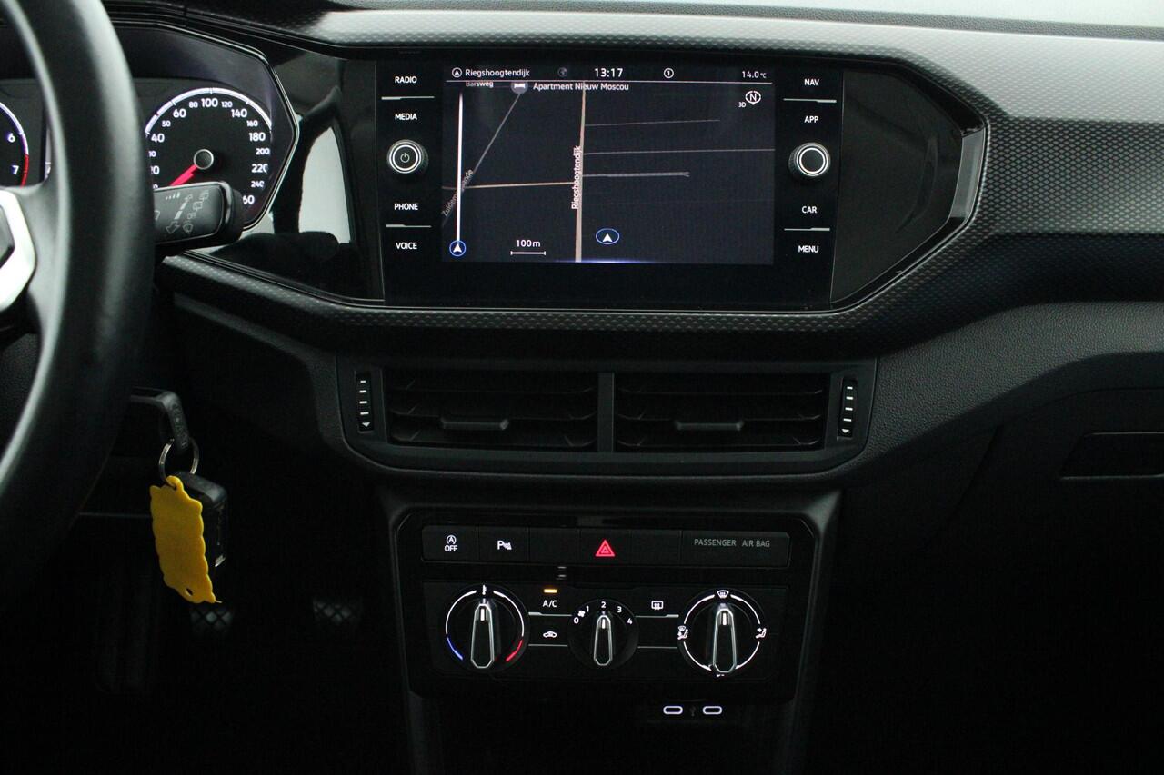 Volkswagen T-Cross 1.0 TSI 95pk Life Navigatie Adaptive Cruise Airco