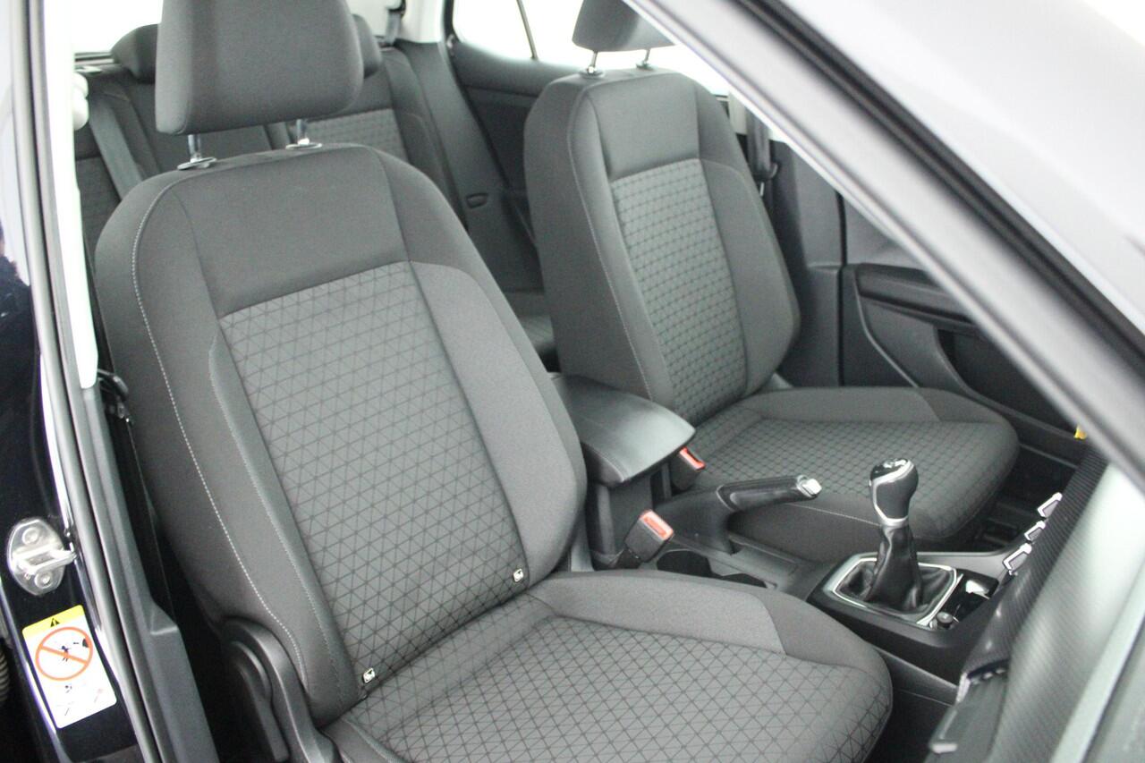 Volkswagen T-Cross 1.0 TSI 95pk Life Navigatie Adaptive Cruise Airco