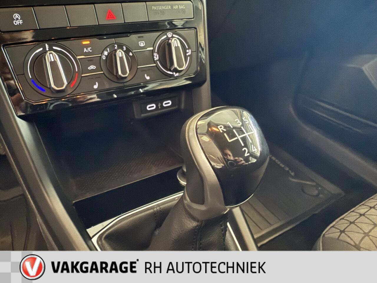 Volkswagen T-Cross 1.0 TSI Life