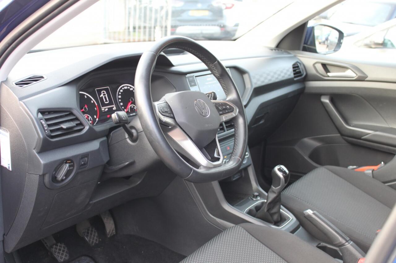 Volkswagen T-Cross 1.0 TSI T-Cross, Apple carplay/andriod, afneembaar trekhaak.