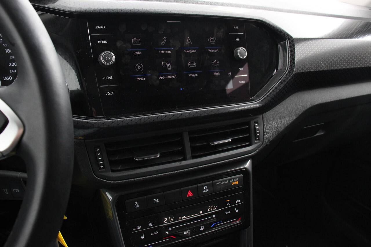 Volkswagen T-Cross 1.5 TSI 150pk DSG Style | Navigatie | Wireless app connect | Aadaptive cruise control | Camera | Climate Control | Led | Dab | Stoelverwarming