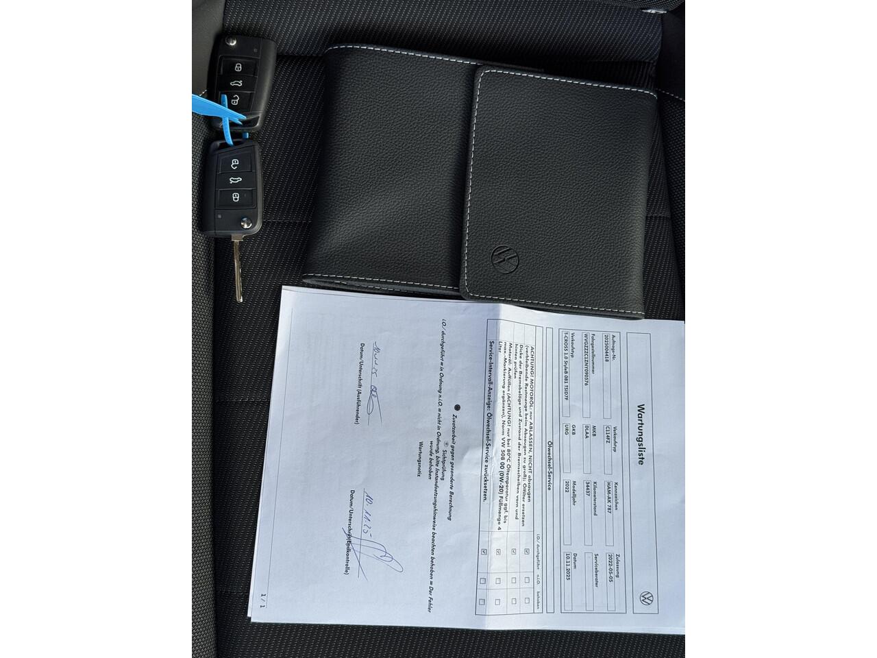 Volkswagen T-Cross 1.0 TSI Style,Navi,Carpl,Virt,Cam,Cruise,Led