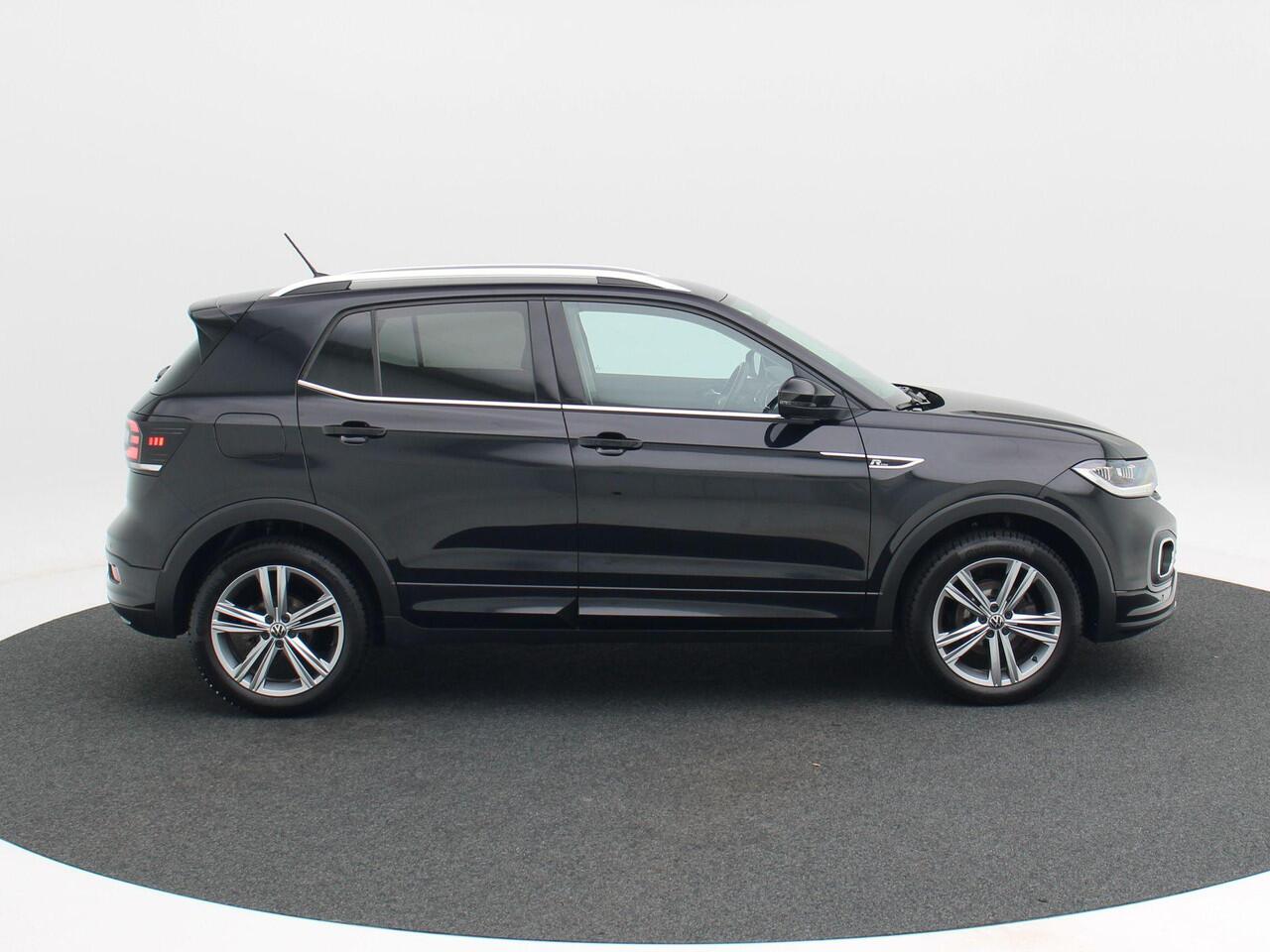 Volkswagen T-Cross 1.5 TSi 150 Pk Automaat R-Line | Stoelverwarming | Adaptive Cruise | Beats Audio | Camera| Climatronic | 18 Inch | 66.728 Km !!
