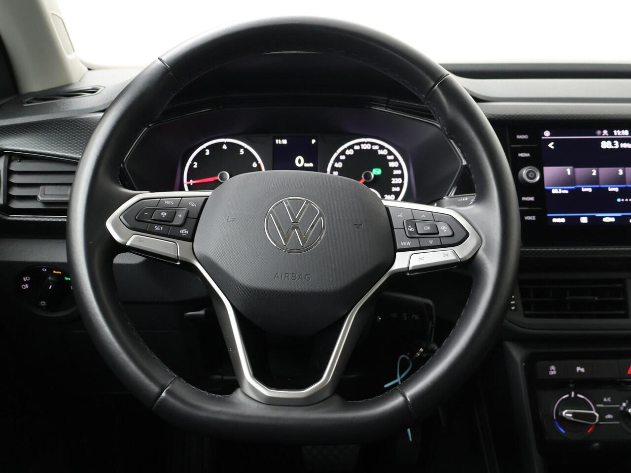 Volkswagen T-Cross 1.0 TSI Life | 110 PK | Adaptive cruise control | Parkeersensoren | Apple Carplay/Android Auto |