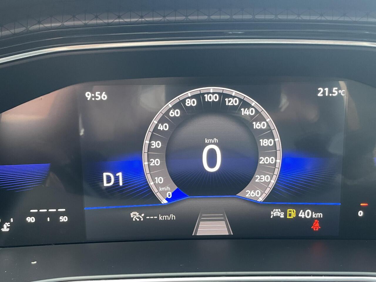 Volkswagen T-Cross 1.0 TSI 110pk DSG Style | Navigatie | Apple Carplay / Android Auto | Camera | Parkeer sensoren | Dab | Winterpakket | Digitale Cockpit