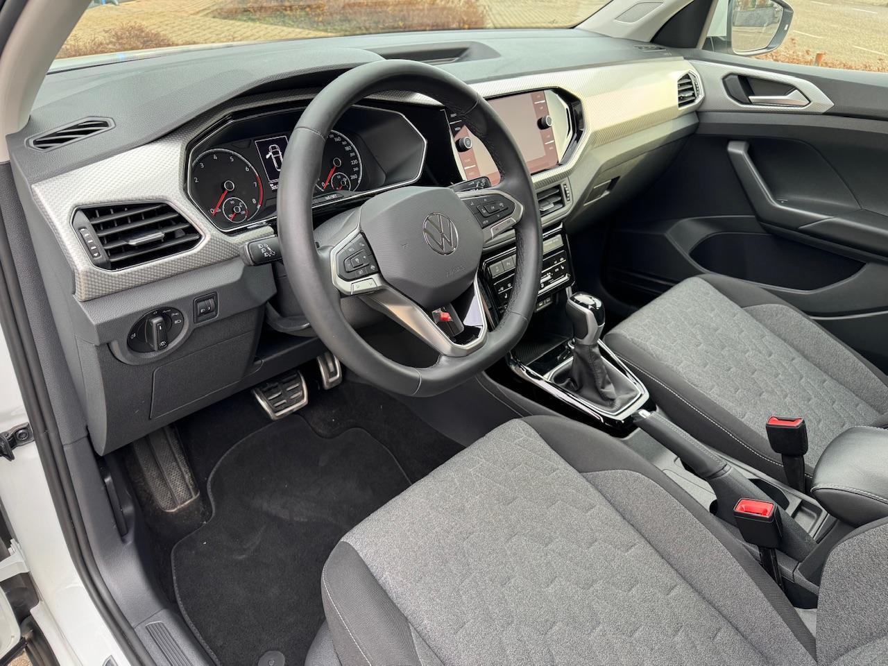Volkswagen T-Cross 1.0 TSI Move | DSG | Trekhaak | App.Carplay | Camera | Cruise C. | 1e eig.