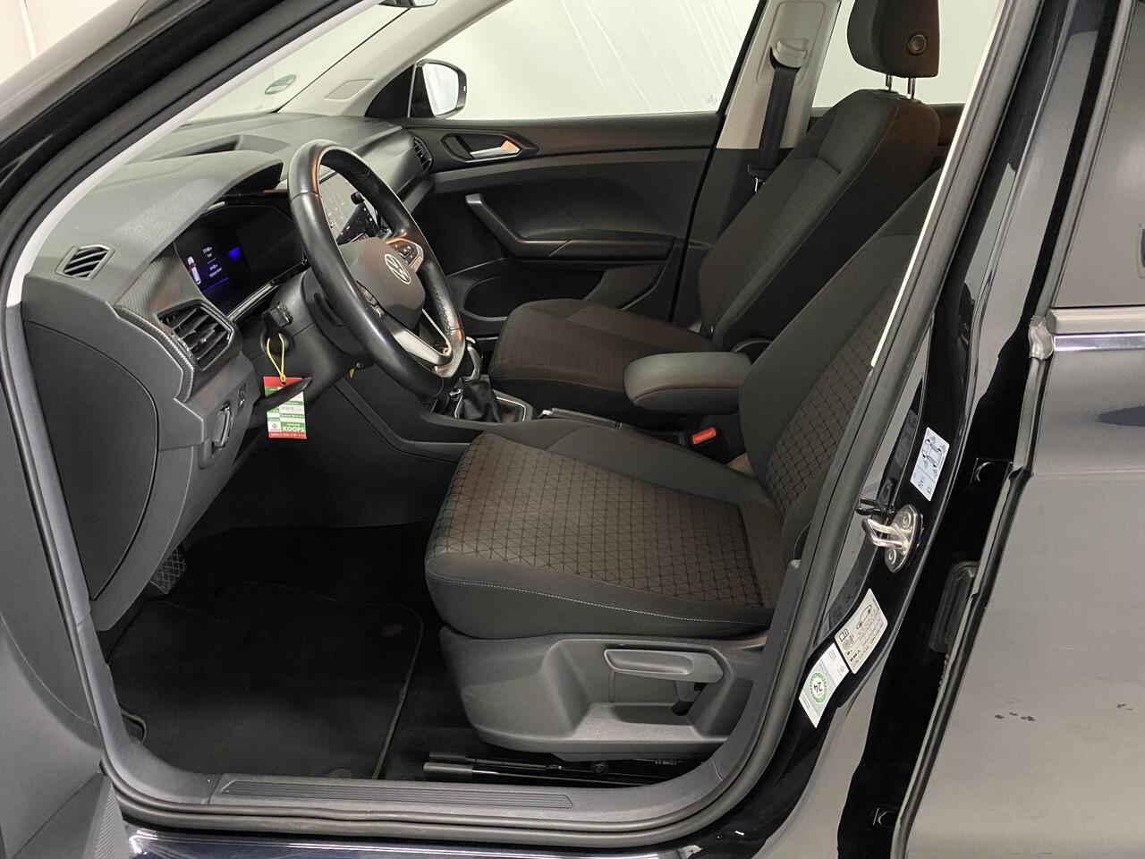 Volkswagen T-Cross 1.0 TSI Style Camera Virtual cockpit Applecarplay 17inch Adaptive cruise