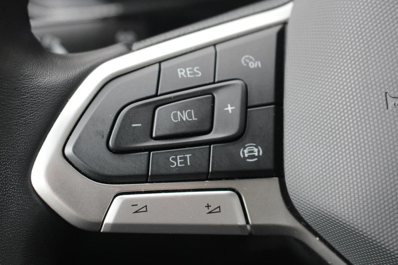 Volkswagen T-Cross 1.0 TSI | LED | STOELVERWARMING | DAB | APPLE