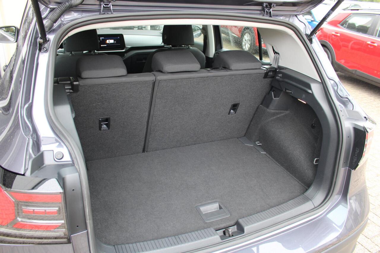 Volkswagen T-Cross 1.0 TSI | LED | STOELVERWARMING | DAB | APPLE