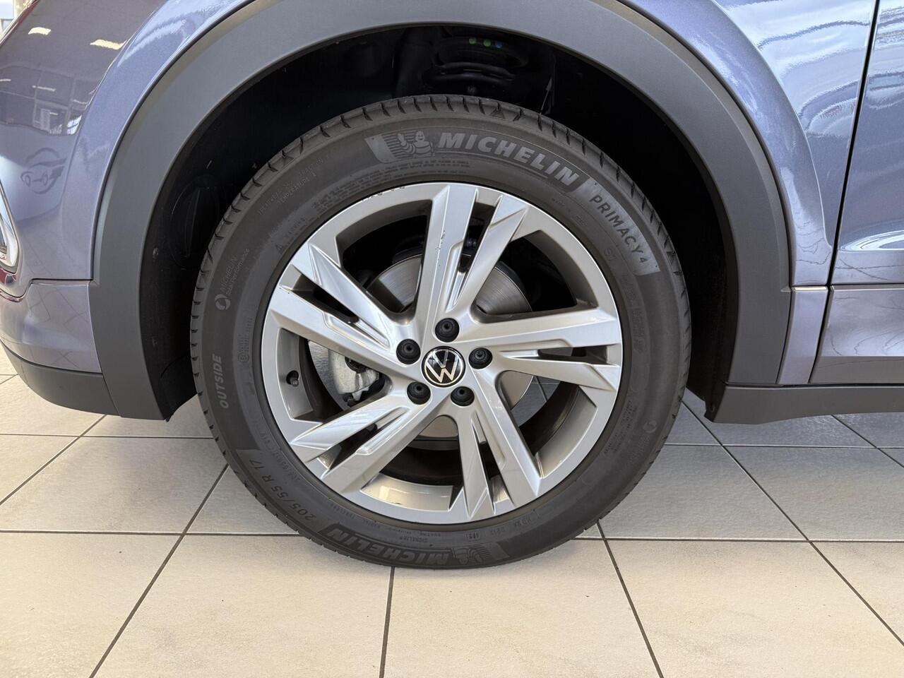 Volkswagen T-Cross 1.0 TSI R-Line DSG *IQ*NAVI*APP*CAM*2xR-Line*