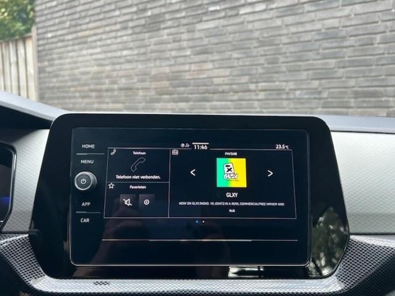 Volkswagen T-Cross 1.0 TSI Life Edition l Stoelverwarming l Airco l Virtuele Dashboard l