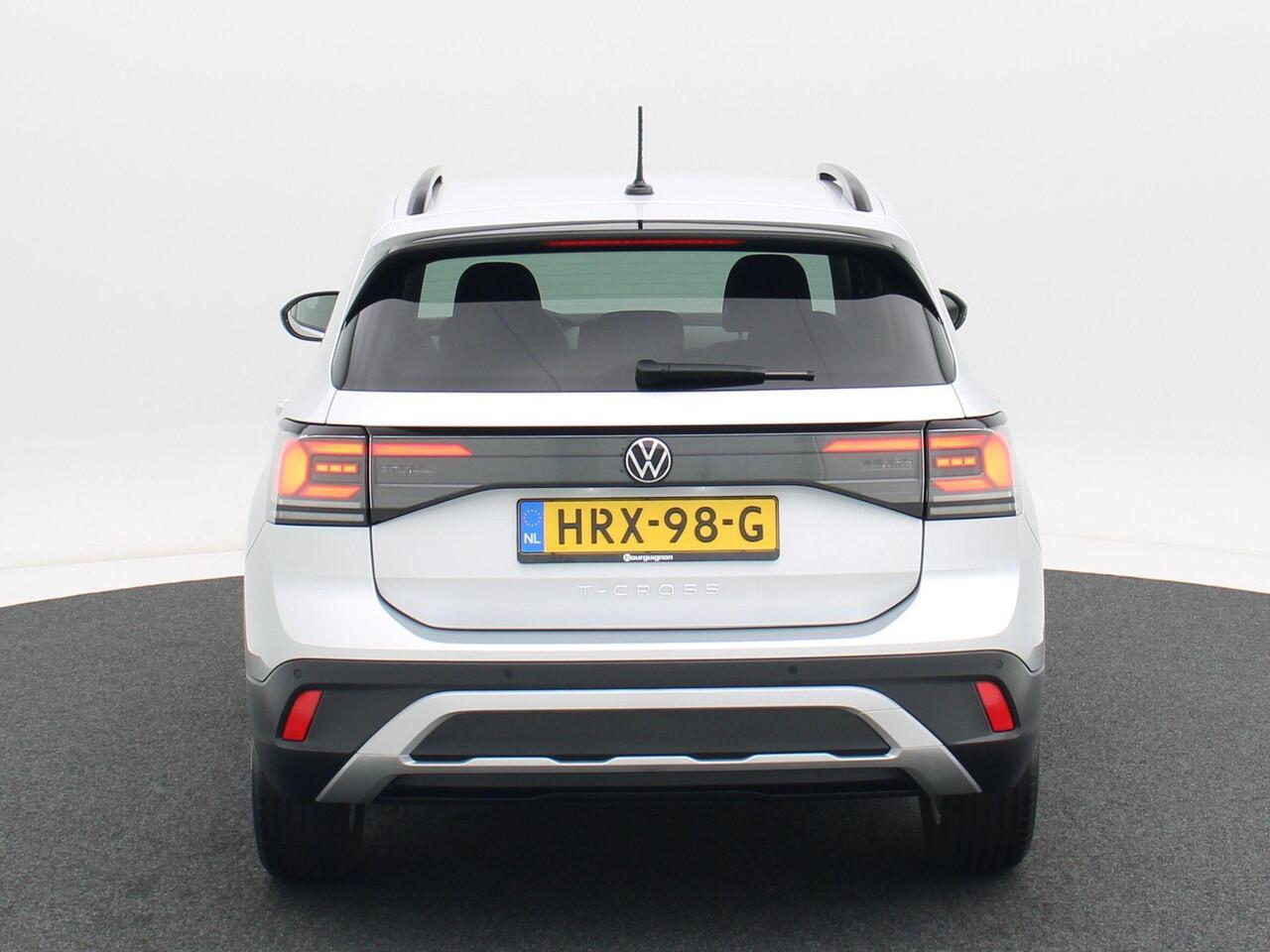 Volkswagen T-Cross 1.0 TSi Life Edition | Adaptive Cruise | Climate Control | Parkeersensoren | Carplay | 16 inch | 16.192 km!!