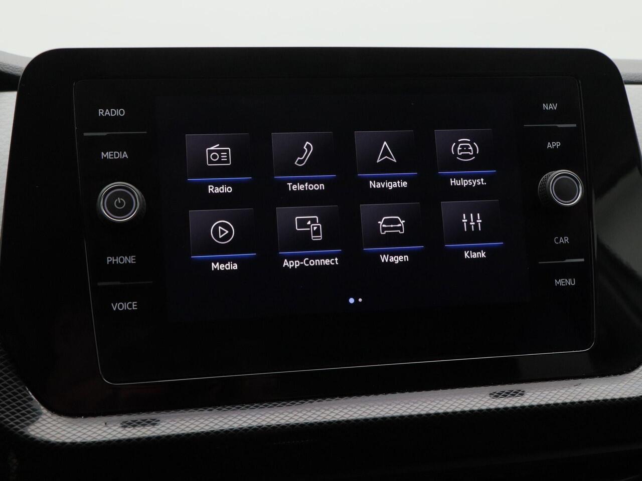 Volkswagen T-Cross 1.0 TSi Life Edition | Adaptive Cruise | Climate Control | Parkeersensoren | Carplay | 16 inch | 16.192 km!!