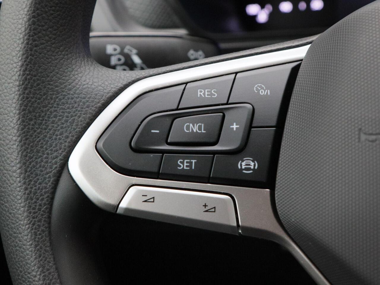 Volkswagen T-Cross 1.0 TSi | Digitaal Dashboard | Parkeersensoren | Airco | Carplay | Cruise Control | 16.084 Km!!