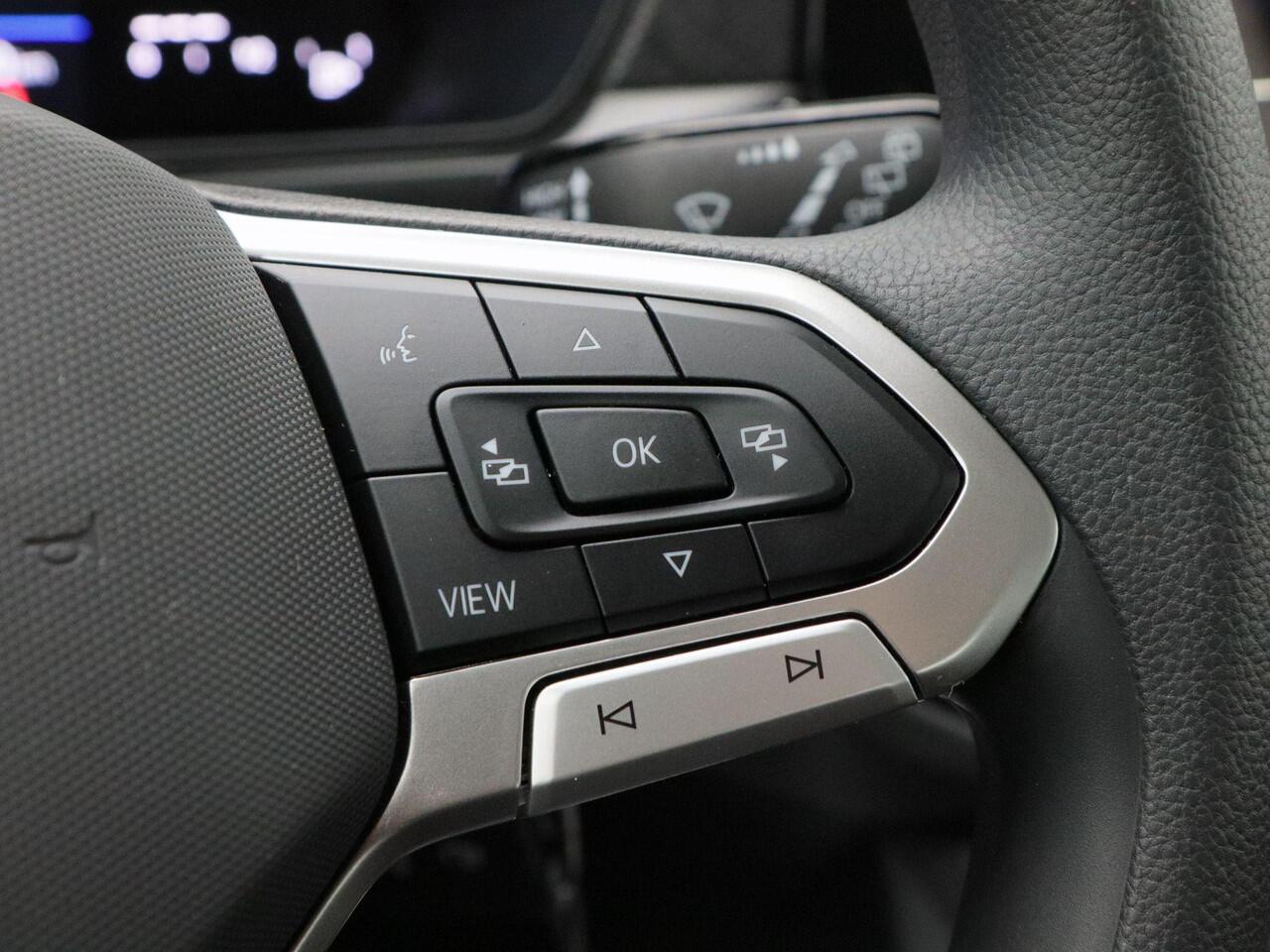 Volkswagen T-Cross 1.0 TSi | Digitaal Dashboard | Parkeersensoren | Airco | Carplay | Cruise Control | 16.084 Km!!