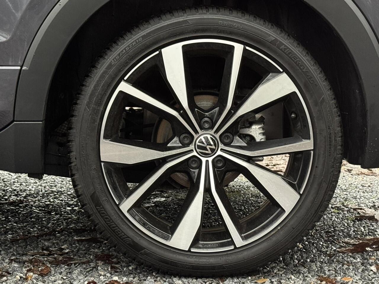 Volkswagen T-Cross 1.5 TSI 150pk DSG R-Line (Camera,Virtual,Keyless,IQ,Acc)