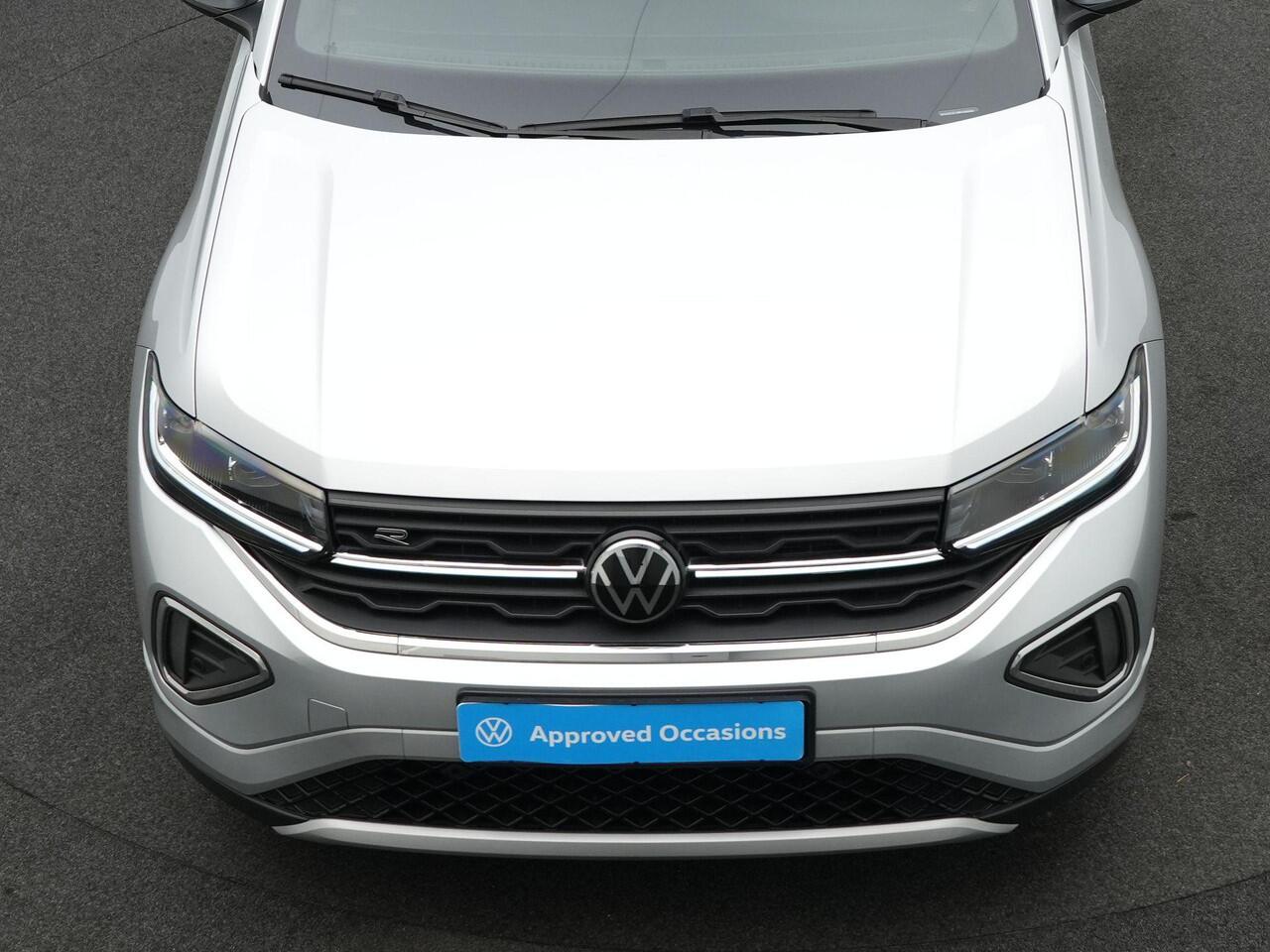 Volkswagen T-Cross 1.0 TSI 115 pk DSG R-Line Edition | IQ Light | Achteruitrijcamera | Stoelverwarming | Adaptive Cruise