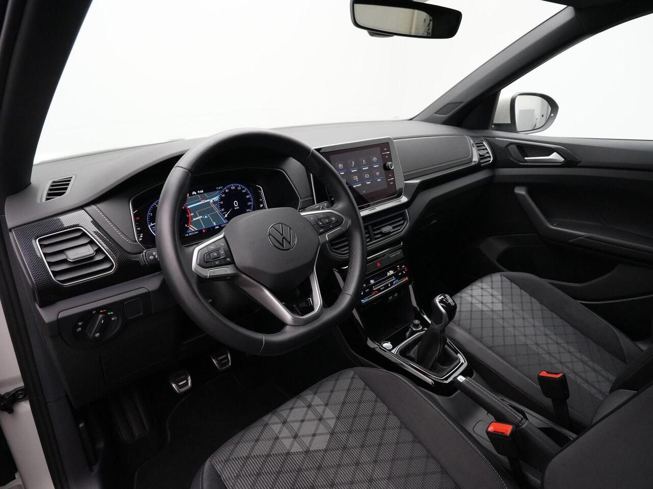 Volkswagen T-Cross 1.0 TSI 115 pk R-Line Business | IQ Light | Achteruitrijcamera | Navigatie | Stoelverwarming | Adaptive Cruise