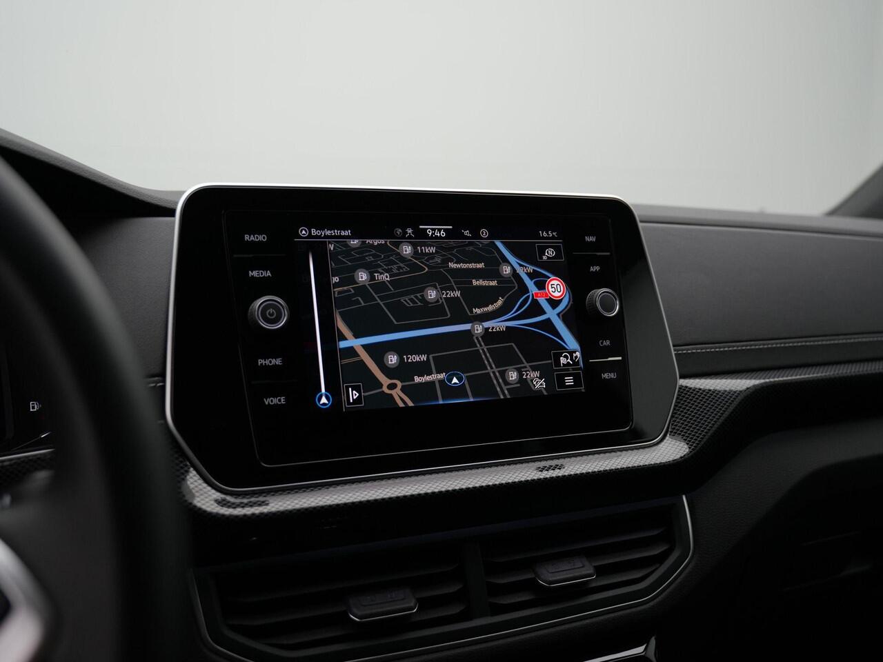 Volkswagen T-Cross 1.0 TSI 115 pk R-Line Business | IQ Light | Achteruitrijcamera | Navigatie | Stoelverwarming | Adaptive Cruise