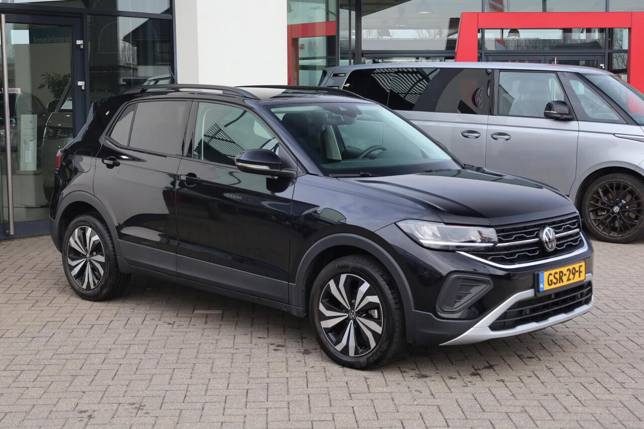 Volkswagen T-Cross 1.0 TSI Life Edition Climatronic, navigatie, digital cockpit Pro, Comfort pakket, Voorstoelen verwarmd