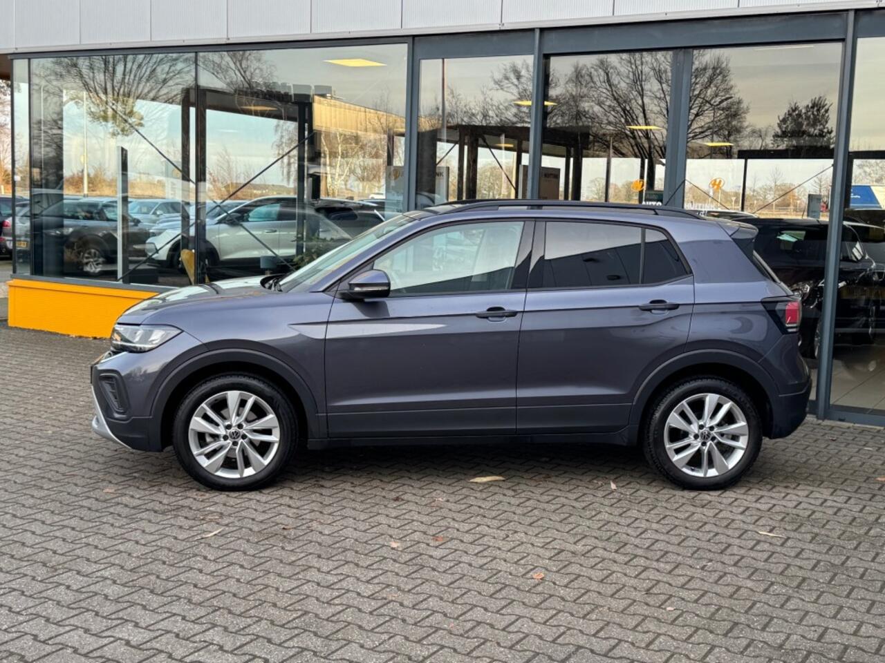 Volkswagen T-Cross 1.0 TSI 115 pk DSG Life Business - App connect - climate control - camera