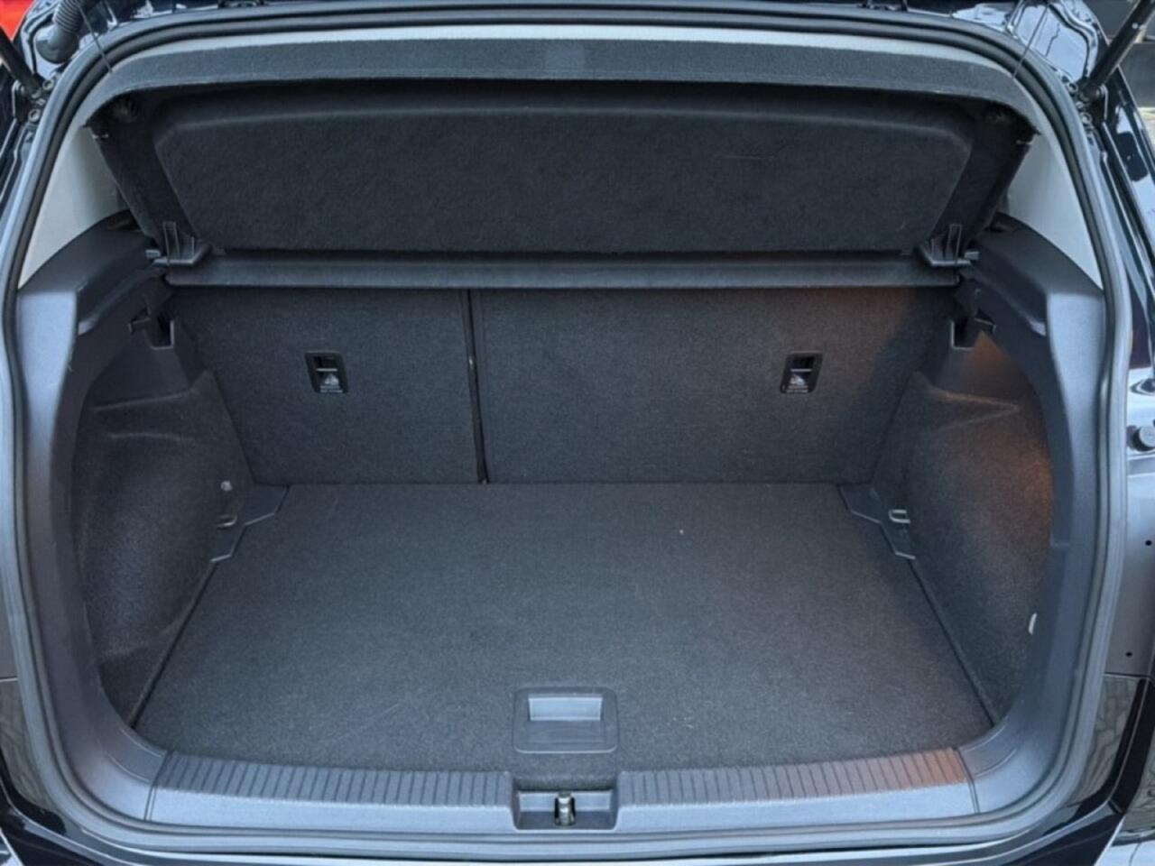 Volkswagen T-Cross 1.5 TSI DSG R-LINE CAMERA/ACC/STOELVERW