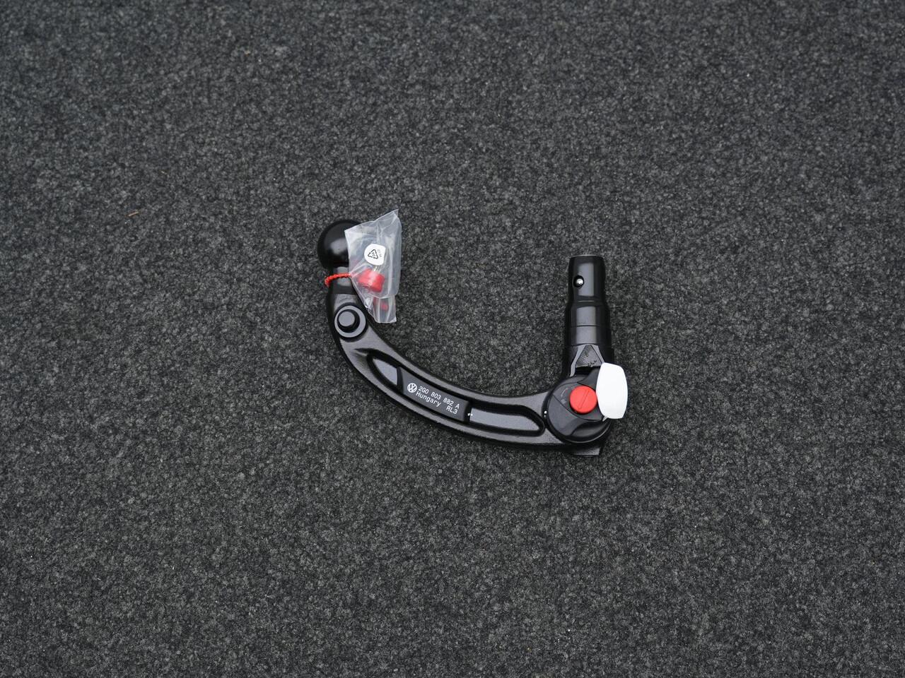 Volkswagen T-Cross 1.0 TSI 95 pk Life Edition | Trekhaak | Achteruitruitrijcamera | Stoelverwarming | Adaptive Cruise Control | Navigatie