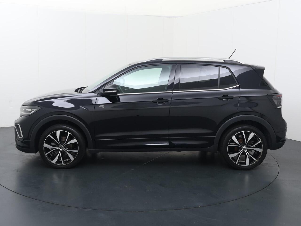 Volkswagen T-Cross 1.5 TSI R-Line Edition | 150 PK | Automaat | Matrix LED koplampen IQ.Light | Voorstoelen verwarmd | R-Line | Adaptive cruise control |