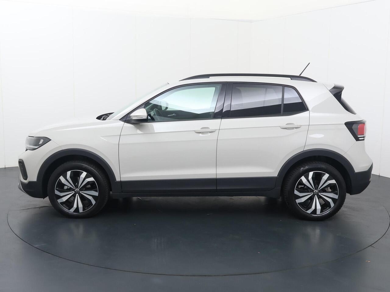 Volkswagen T-Cross 1.0 TSI Life Edition | 116 PK | Automaat | Climate control | Adaptive cruise control | Apple Carplay/Android Auto |
