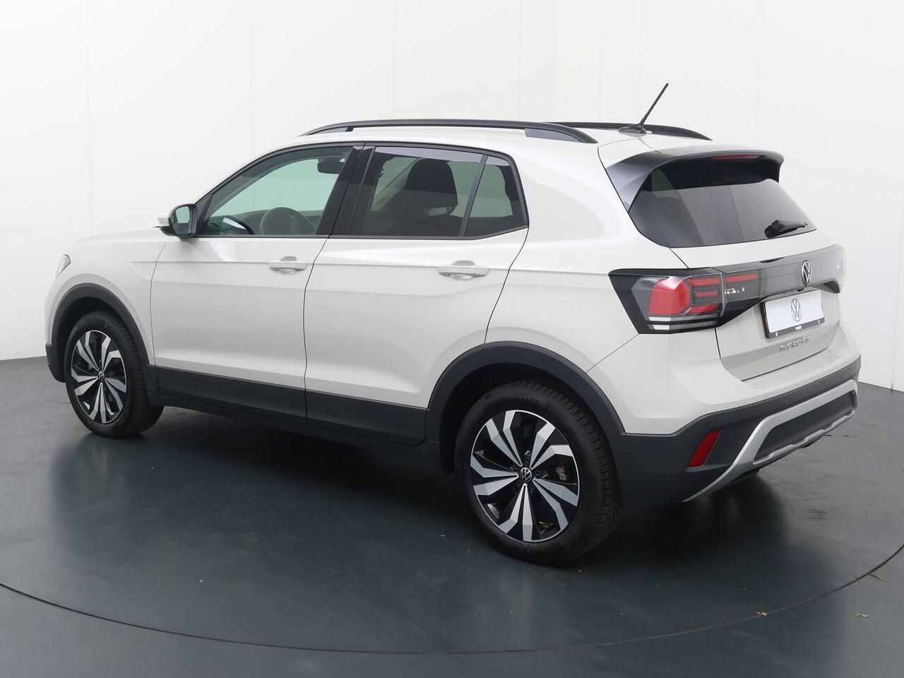 Volkswagen T-Cross 1.0 TSI Life Edition | 116 PK | Automaat | Climate control | Adaptive cruise control | Apple Carplay/Android Auto |