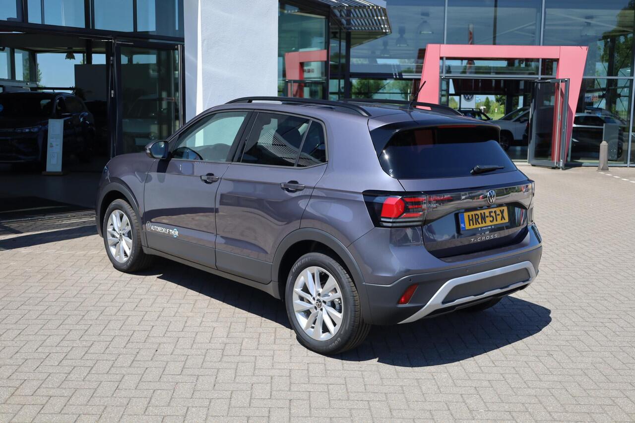 Volkswagen T-Cross 1.0 TSI Life Edition 115PK / 85kW DSG, 48 maanden / max 100.000km garantie, comfort pakket (verwarmbare voorstoelen), 2-zone climatronic, keyless start & entry, parkeersensoren voor en achter (pdc), achteruitrijcamera (rear view), privacy glas, 17" LMV
